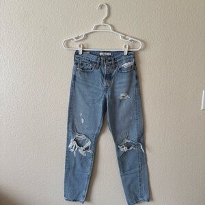 Levi’s Wedgie 501 distressed jeans Size 24